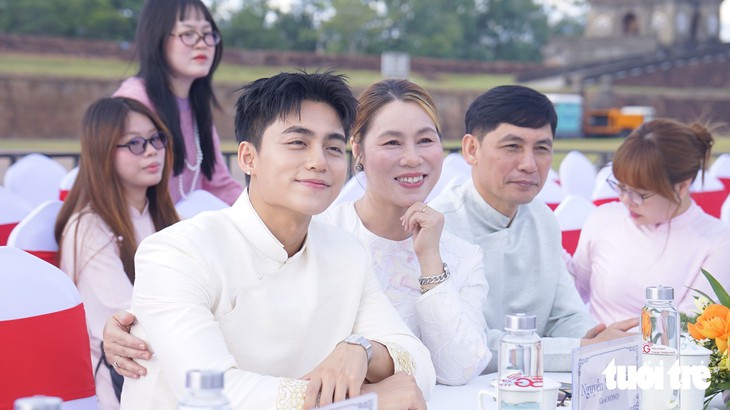 MONO làm sứ giả quảng bá di sản văn hóa Huế - Ảnh 1.
