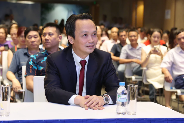 FLC của ông Trịnh Văn Quyết tăng vốn lên gần 13.000 tỉ đồng - Ảnh 1.