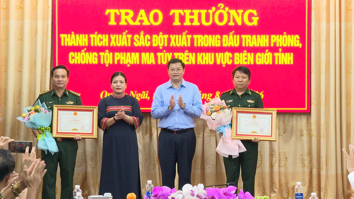Khen thưởng lực lượng bắt vụ vận chuyển hơn 28,5kg ma túy ở Quảng Ngãi - Ảnh 1.