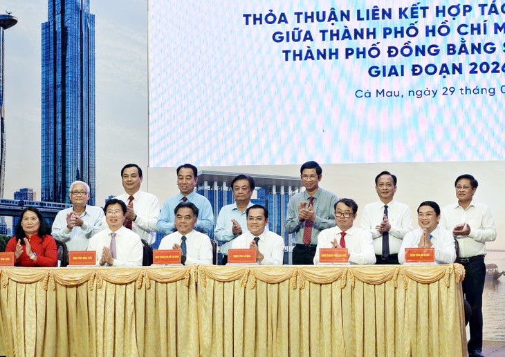 Ông Lê Minh Hoan gợi ý miền Tây làm du lịch cho khách nhìn, nghe, ngửi, nếm, chạm - Ảnh 3.