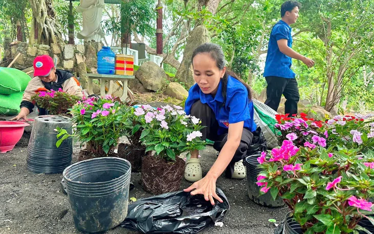 Tuổi trẻ TP.HCM lan tỏa tình yêu Tổ quốc trước thềm Quốc khánh 2-9 - Ảnh 2.