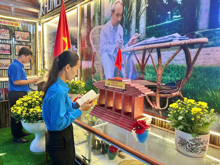 Tuổi trẻ TP.HCM lan tỏa tình yêu Tổ quốc trước thềm Quốc khánh 2-9 - Ảnh 3.