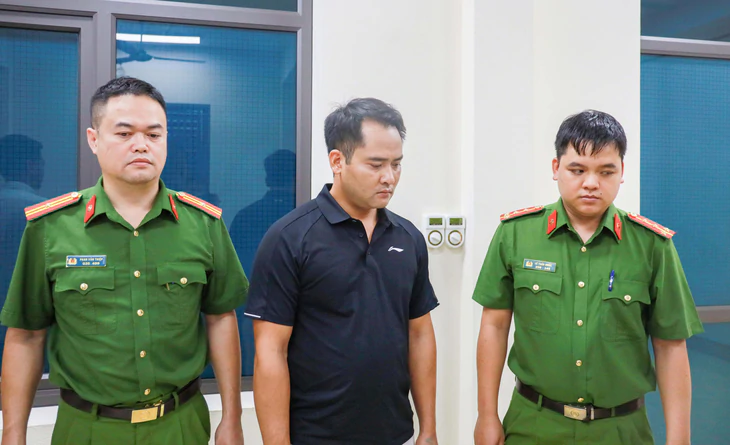 Khởi tố Giám đốc Công ty TNHH Đầu tư xây dựng và Thương mại Anh Hương - Ảnh 1.