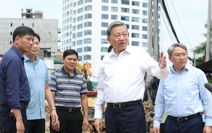 Tổng Bí thư, Chủ tịch nước Tô Lâm kiểm tra thực địa một số dự án trọng điểm tại Hà Nội - Ảnh 1.