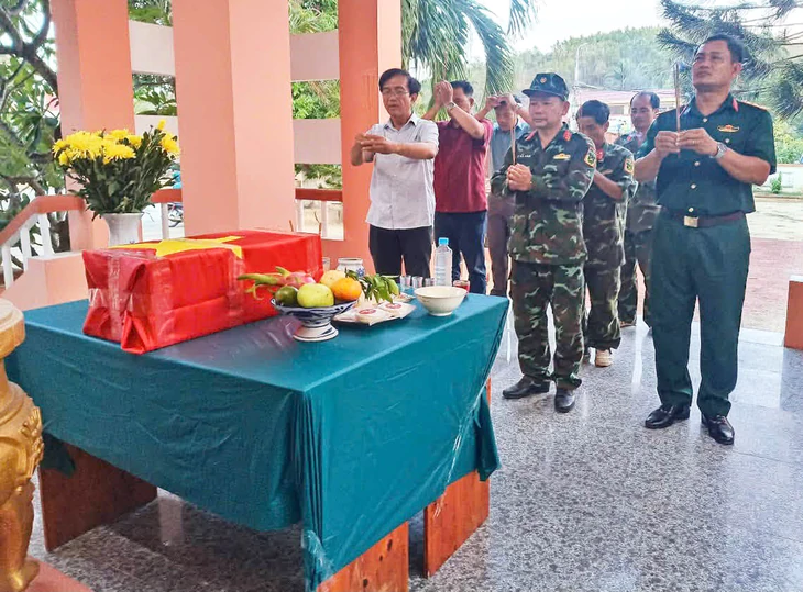 Liệt sĩ Trần Liễu bên gốc cây Kơ Nia - Ảnh 2.