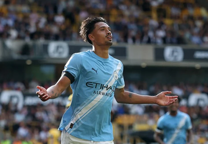 Ngôi sao Man City ủng hộ Indonesia trong trận thua Việt Nam - Ảnh 1.