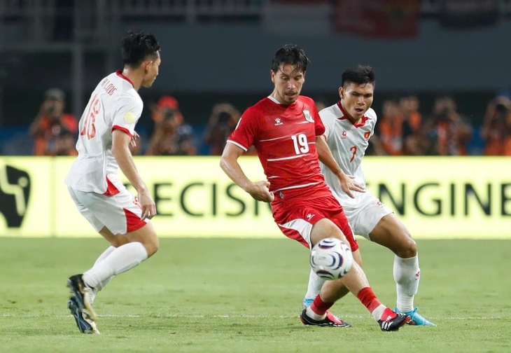 Báo chí Indonesia: 'Tuyển Indonesia bị Việt Nam hủy diệt với lối chơi pressing tầm cao' - Ảnh 1.