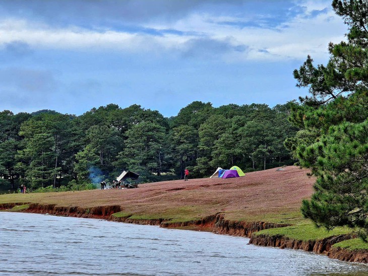Du lịch bụi - Ảnh 2.