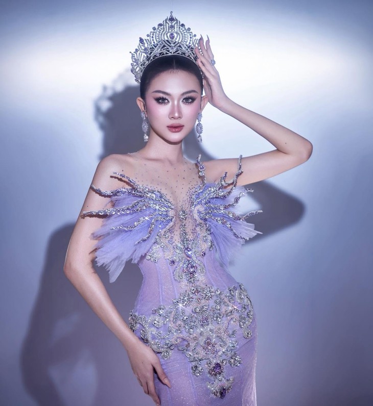 Vi Ái Giang đoạt danh hiệu á hậu 2 Miss Equality World 2026 - Ảnh 9.