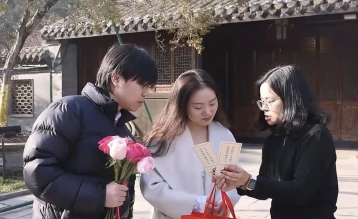 Có một quốc gia cho đăng ký kết hôn trong bệnh viện?! - Ảnh 2.