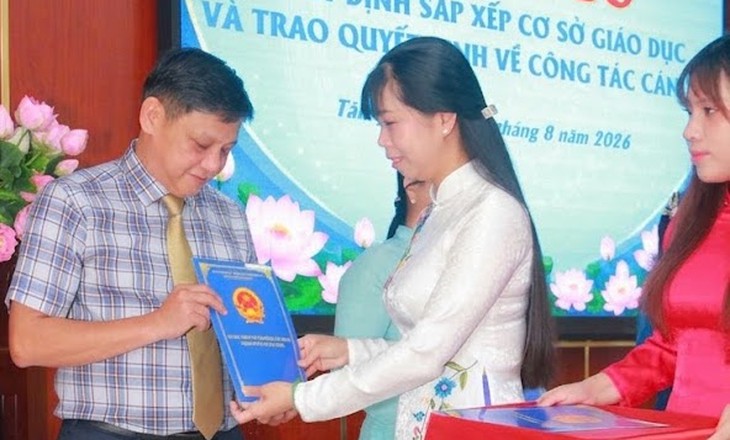 Sắp xếp trường học ở phường Tân Hòa: sáp nhập Trường THCS Nguyễn Gia Thiều và Trần Văn Đang - Ảnh 1.