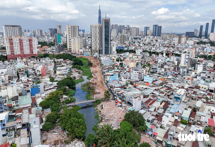 TP.HCM công bố 7 nơi đổ bùn nạo vét, thêm chỗ nhận chìm ngoài biển 13,6 triệu m³ - Ảnh 1.