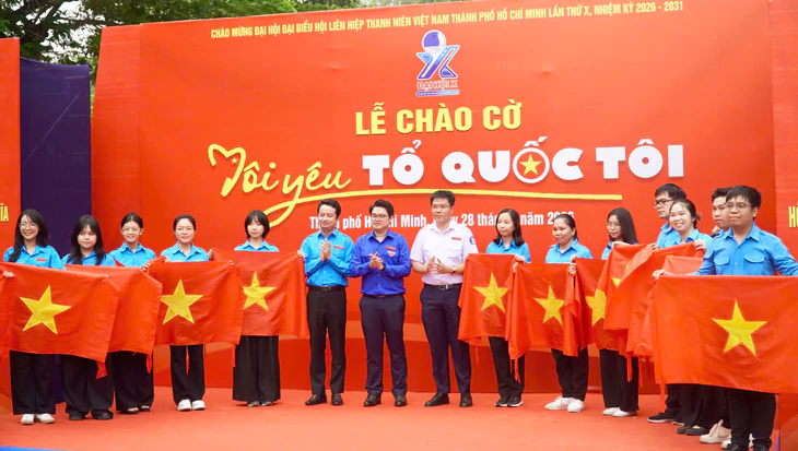 Hun đúc lòng yêu nước trong người trẻ - Ảnh 1.