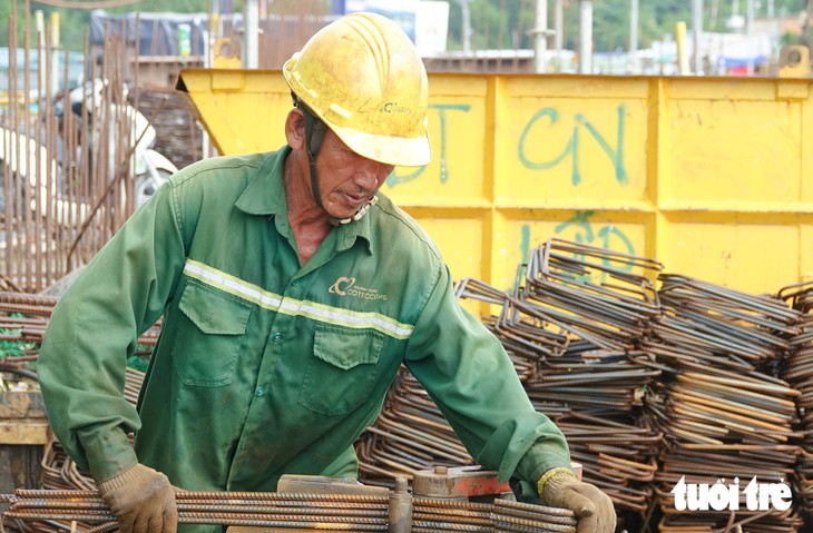 Những người góp sức làm nên công trình, dự án thế kỷ ở Phú Quốc đón APEC 2027 - Ảnh 2.