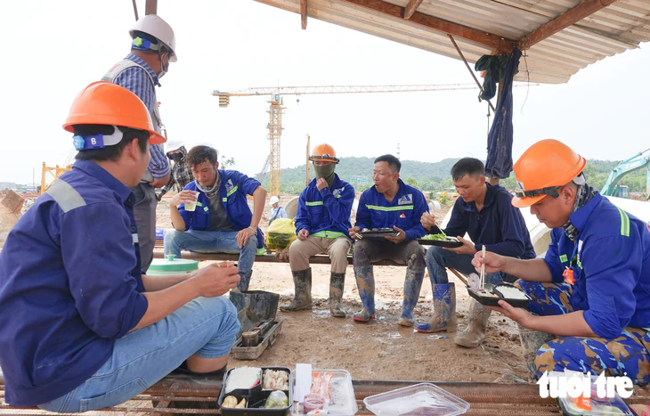 Những người góp sức làm nên công trình, dự án thế kỷ ở Phú Quốc đón APEC 2027 - Ảnh 3.
