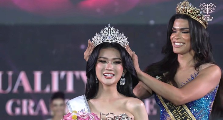 Vi Ái Giang đoạt danh hiệu á hậu 2 Miss Equality World 2026 - Ảnh 1.