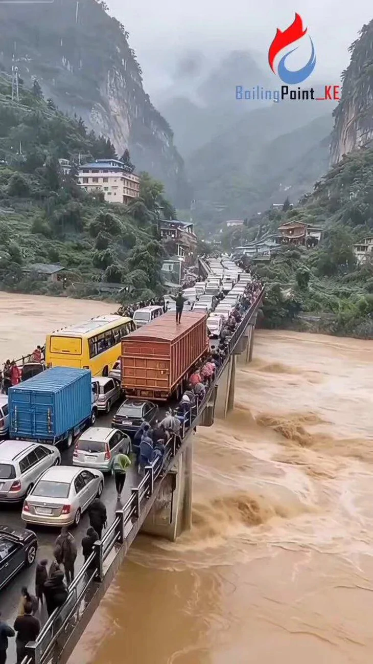 Nội dung 'bẩn' tràn lan sau lũ dữ, Chính phủ Nepal làm việc với TikTok, Meta - Ảnh 2.