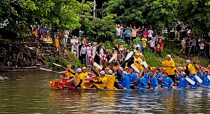 Vụ đánh nhau khi đua thuyền sông Kiến Giang: Hủy kết quả và tước quyền thi đấu 6 vận động viên - Ảnh 1.