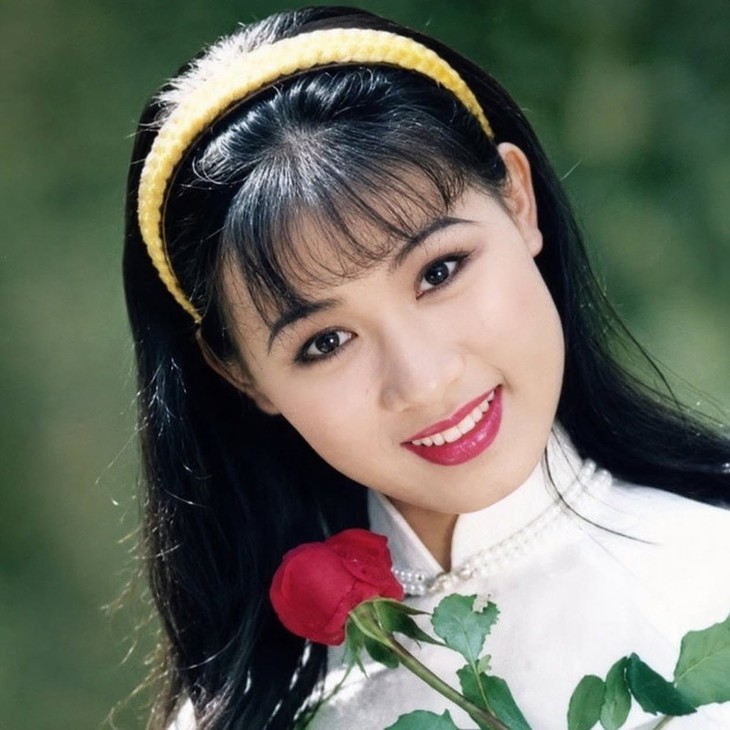 Võ Sông Hương từ diễn viên đình đám bỗng rời showbiz làm giảng viên  - Ảnh 3.