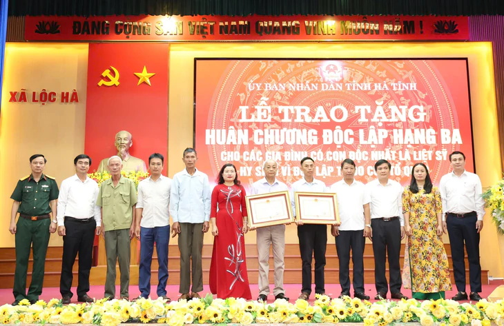 Câu chuyện đặc biệt của hai gia đình có con độc nhất là liệt sĩ - Ảnh 1.