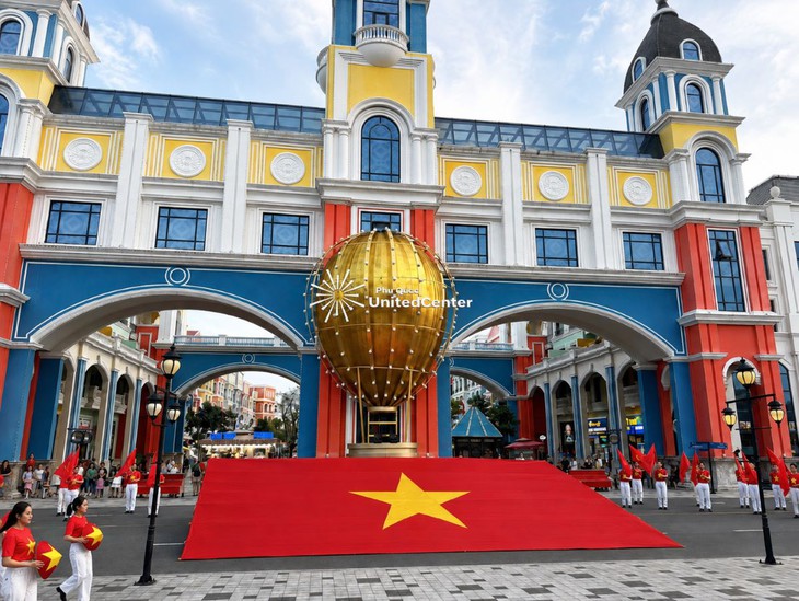 Hệ sinh thái giải trí Vingroup rực rỡ sắc màu, ngập tràn ưu đãi dịp Tết Độc lập - Ảnh 7.