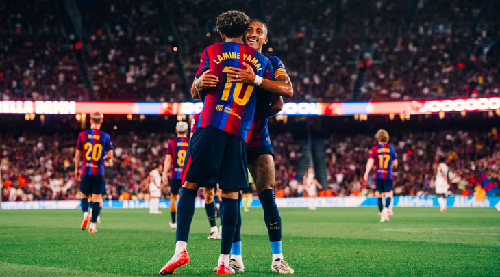 Barca lại khiến Real Madrid và Mourinho 'mất vui' - Ảnh 1.