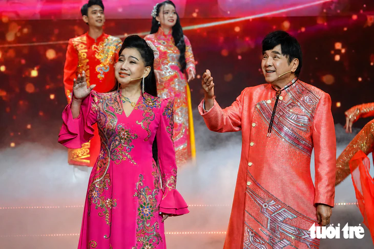 NSND Minh Vương: Phát hiện được Chuông vàng vọng cổ đủ tài năng tôi rất hạnh phúc - Ảnh 2.