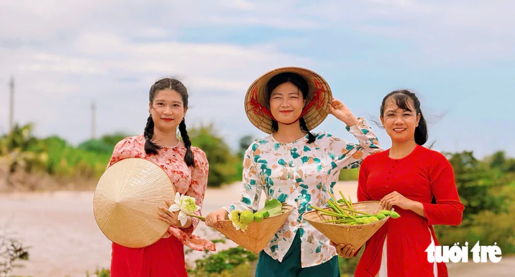 Trải nghiệm mùa nước nổi Đồng Tháp dịp lễ 2-9 - Ảnh 3.