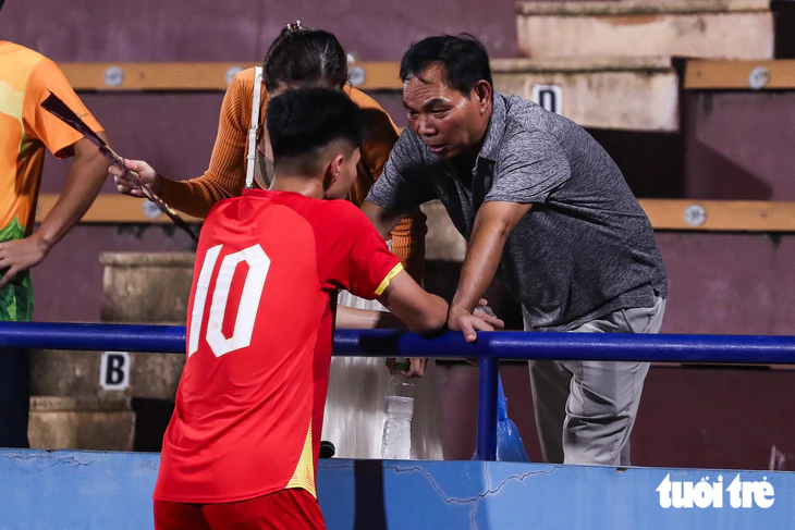 HLV U20 Việt Nam: 'Chúng tôi đã hoảng loạn' - Ảnh 5.