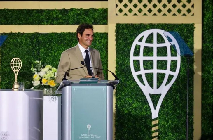 Federer bật khóc khi được vinh danh tại Đại sảnh Danh vọng Quần vợt Quốc tế - Ảnh 1.