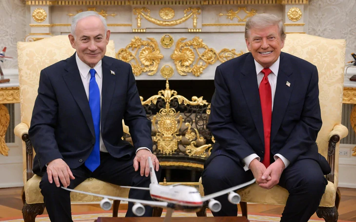 Ông Trump lại dọa sẽ đánh rát Iran - Ảnh 2.