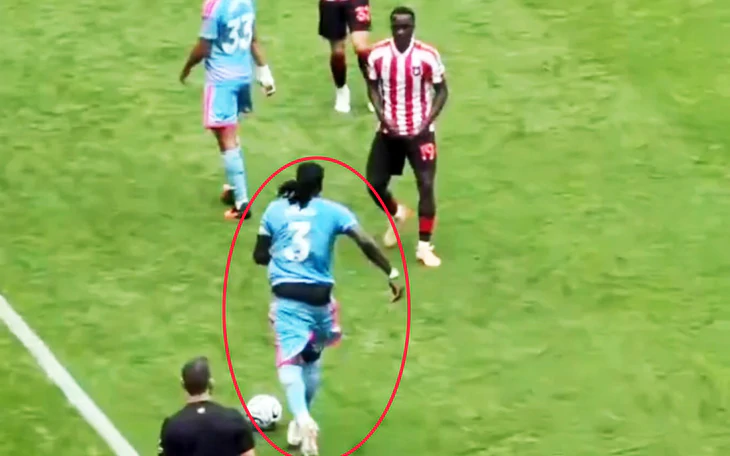 Maguire chạm tay, Man Utd vẫn có bàn: Vì sao? - Ảnh 2.