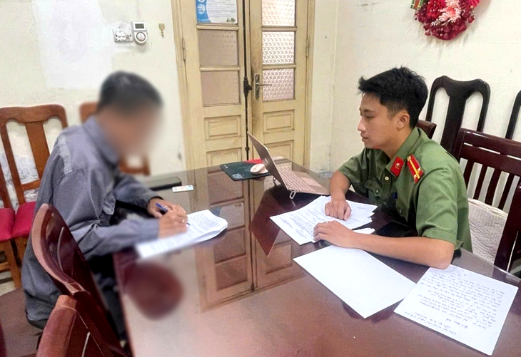 Phạt 7,5 triệu đồng người đăng tin sai sự thật về dự án Trục đại lộ cảnh quan sông Hồng - Ảnh 1.