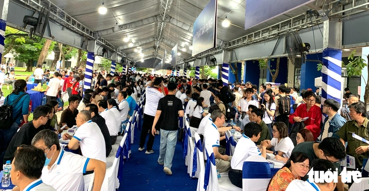 Đại học Quốc gia TP.HCM điều phối lọc ảo xét tuyển cho 96 trường phía Nam - Ảnh 1.