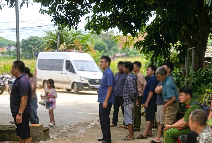 Thau rửa hòn non bộ, đôi vợ chồng già hơn 80 tuổi bị điện giật tử vong - Ảnh 1.