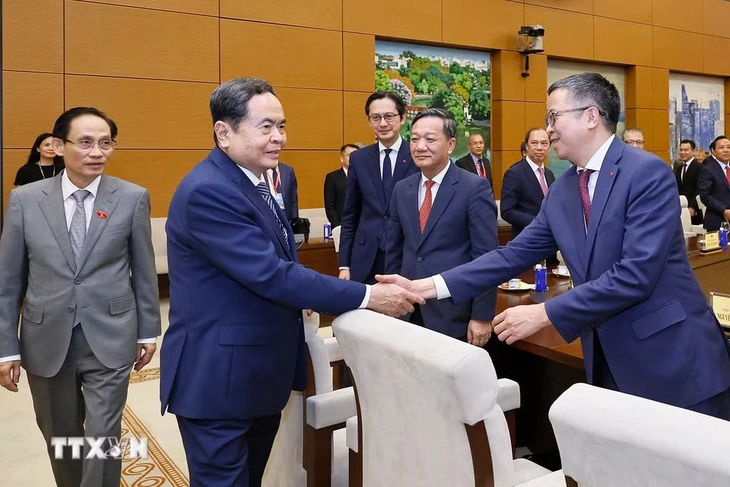Chủ tịch Quốc hội Trần Thanh Mẫn đề nghị ngoại giao tiên phong thu hút các dòng vốn thế hệ mới - Ảnh 3.