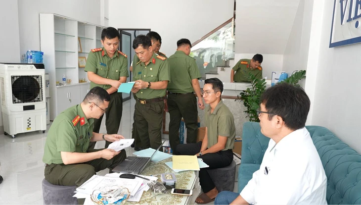 Khởi tố người điều hành phòng khám Việt Nhật CB quảng cáo sai sự thật, lừa dối khách hàng - Ảnh 2.