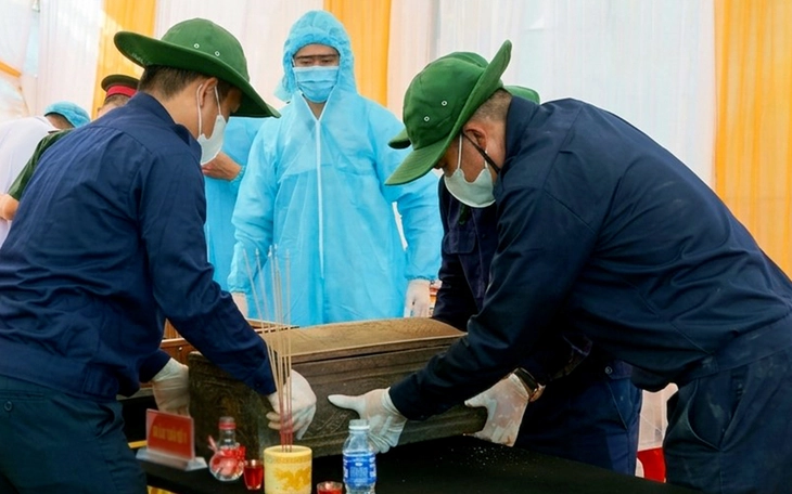 Quy tập 8 phần mộ liệt sĩ, 4 phần mộ có tên nhưng không rõ quê quán, năm sinh - Ảnh 8.