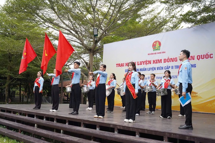 Hội đồng Đội trung ương không chấp nhận làm sai lệch ý nghĩa Nghi thức Đội - Ảnh 4.