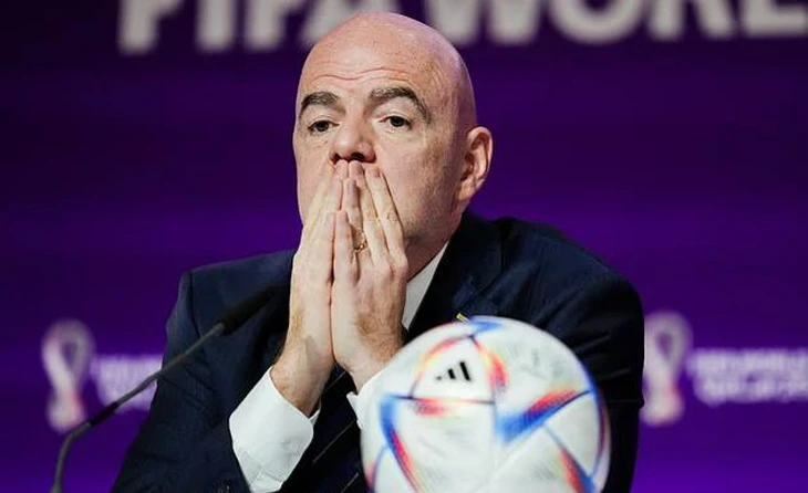 Chủ tịch LĐBĐ Jordan cáo buộc FIFA ‘tống tiền’ để ép ủng hộ ông Infantino - Ảnh 1.
