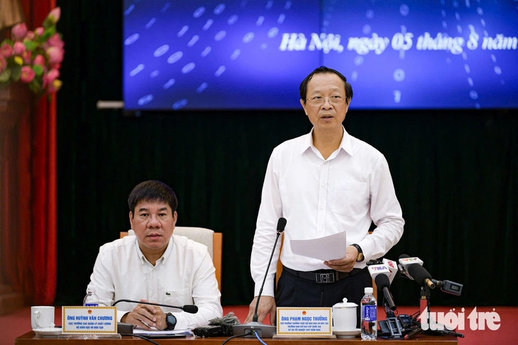 328 thí sinh chuyên Tuyên Quang sẽ thi lại tất cả các môn tốt nghiệp - Ảnh 1.