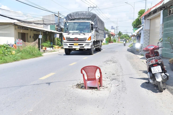 Tuyến đường Đoàn Thị Nghiệp Đồng Tháp hư hỏng sau sửa chữa , Người dân lo lắng - Ảnh 3.