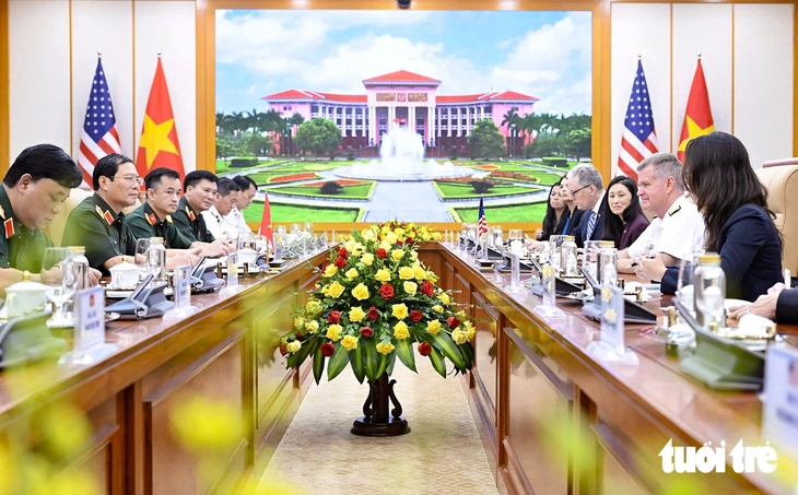 Đại tướng Nguyễn Tân Cương và Đô đốc Samuel Paparo hội kiến tăng cường hợp tác quốc phòng 2026 - Ảnh 3.
