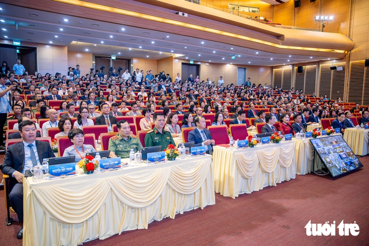 Phải thay đổi mạnh tư duy về đối ngoại Đảng và đối ngoại nhân dân - Ảnh 4.