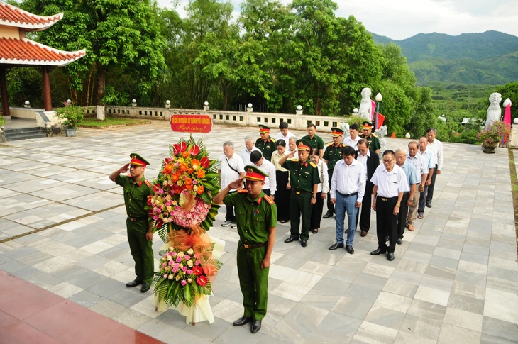 Đà Nẵng báo cáo thông tin liên quan 17 hài cốt nghi liệt sĩ do người dân cất bốc, chăm sóc - Ảnh 3.