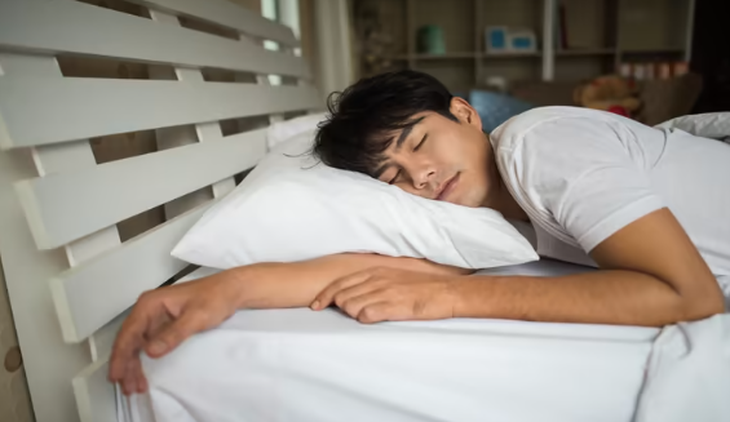 Vì sao có người vẫn ngủ ngon dù 'trời sập'? - Ảnh 1.