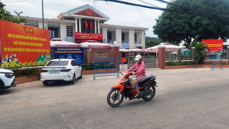 Nơi bị kêu nhiều ‘ách’ thủ tục đất đai, phường thay trưởng phòng - Ảnh 1.