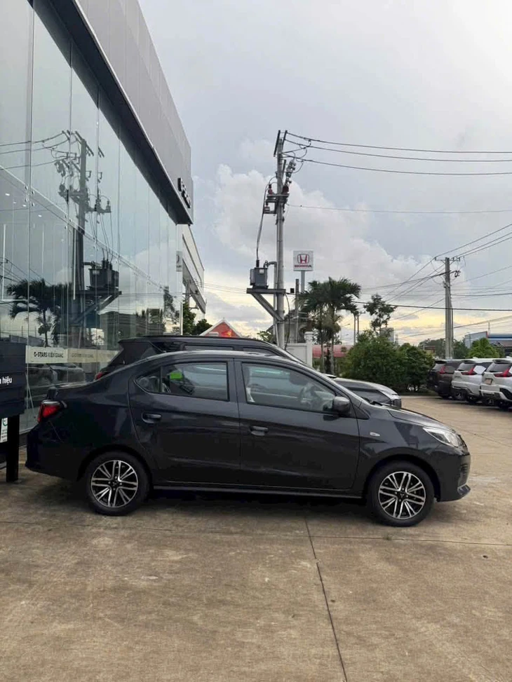 Tin tức giá xe: Mitsubishi Attrage giảm 80 triệu tại đại lý, giá thực tế xuống ngang Hyundai i10 - Ảnh 3.