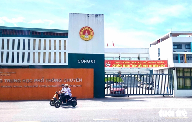 Đại học đưa ra 3 điều kiện xét tuyển - Ảnh 2.