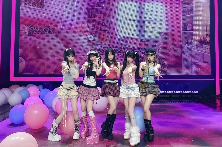 Nhóm nhạc K-pop vô danh bất ngờ lội ngược dòng - Ảnh 4.